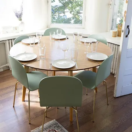 Apartament 2ndhomes Center 2br By The Finnish National Theatre With Balcony And Park View *